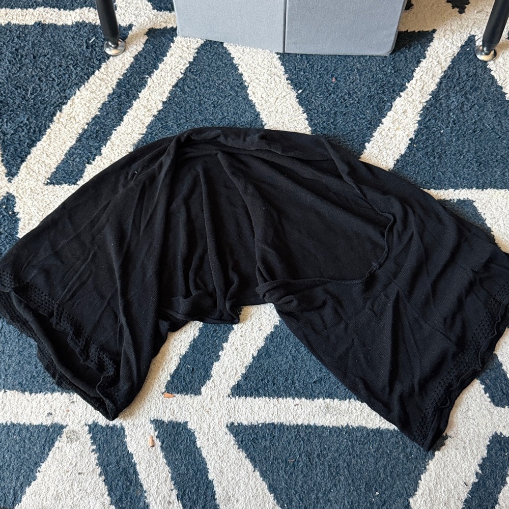 Amazon Essentials Black Shrug